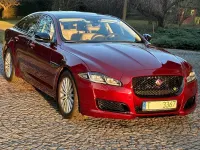 Gebraucht Jaguar XJ R-Sport 241 PS (177 kW) 2017 Rot Limousine