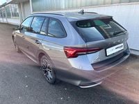 Neu Skoda Octavia Tour 150 PS (110 kW) 2026 Grau Kombi