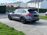 Gebraucht Porsche Cayenne 400 PS (294 kW) 2012 Grau SUV