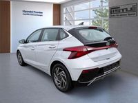Gebraucht Hyundai i20 Advanced 101 PS (74 kW) 2024 Grau Kleinwagen