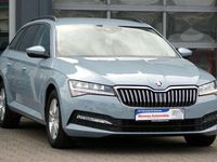Gebraucht Skoda Superb Ambition 150 PS (110 kW) 2022 Grau Kombi