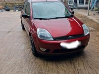 Gebraucht Ford Fiesta 69 PS (50 kW) 2003 Rot Kleinwagen