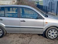 Second-hand Ford Fusion 2004 Argintiu Hatchback
