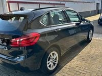 Gebraucht BMW 220 Active Tourer 192 PS (141 kW) 2017 Schwarz Van / Kleinbus