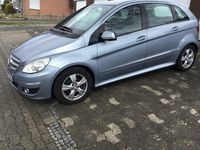 Gebraucht Mercedes B170 116 PS (85 kW) 2009 Blau Van / Kleinbus
