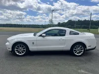Gebraucht Ford Mustang 213 PS (156 kW) 2010 Weiß Coupé
