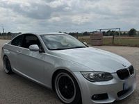 Gebraucht BMW 335 293 PS (215 kW) 2010 Silber Coupé