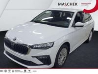 Gebraucht Skoda Scala 116 PS (85 kW) 2025 Moonweiß perleffekt Kleinwagen