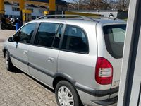 Gebraucht Opel Zafira 125 PS (91 kW) 2005 Silber Van / Kleinbus