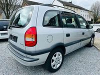 gebraucht Opel Zafira 1.8 16V Elegance