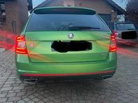Gebraucht Skoda Octavia RS 184 PS (135 kW) 2015 Grün Kleinwagen