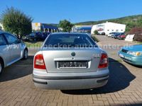 Gebraucht Skoda Octavia Ambiente 116 PS (85 kW) 2001 Silber metallic Limousine