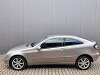 Gebraucht Mercedes C200 163 PS (119 kW) 2005 Silber Coupé