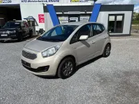 Używany Kia Venga Attract 90 KM (66 kW) 2011 Srebrny Hatchback