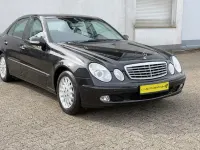 Gebraucht Mercedes E240 Avantgarde 177 PS (130 kW) 2003 Schwarz Limousine
