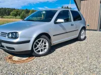 Gebraucht VW Golf IV 90 PS (66 kW) 2001 Silber Limousine