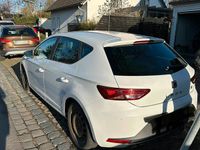 Second-hand Seat Leon FR 140 CP (102 kW) 2013 Alb Berlinǎ