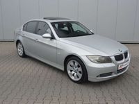 gebraucht BMW 330 i.A*Limo*LEDER*GSD*XENON*NAVI-PROF*KEYLESS GO