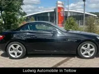 Gebraucht Mercedes SLK200 184 PS (135 kW) 2011 Schwarz Cabrio