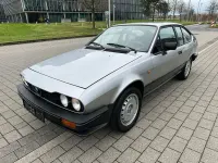 Gebraucht Alfa Romeo GTV 131 PS (96 kW) 1983 Silber Coupé