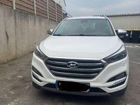 Gebraucht Hyundai Tucson Premium 185 PS (136 kW) 2016 Weiß SUV