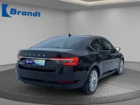 Gebraucht Skoda Superb Style 150 PS (110 kW) 2019 Schwarzmagic perleffekt (metallic) Limousine