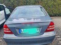 Gebraucht Mercedes C180 Elegance 143 PS (105 kW) 2004 Grau Limousine