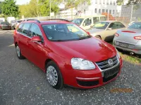 Gebraucht VW Golf VI Comfortline 105 PS (77 kW) 2009 Rot Kleinwagen