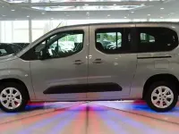 Gebraucht Opel Combo Life Elegance 131 PS (96 kW) 2022 Andere Limousine