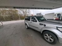 Second-hand Dodge Nitro 177 CP (130 kW) 2008 Argintiu SUV