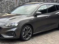 Gebraucht Ford Focus ST-Line 125 PS (91 kW) 2020 Grau Kombi