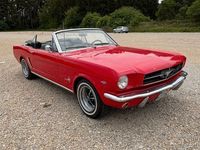 Gebraucht Ford Mustang Convertible 220 PS (161 kW) 1965 Rot Cabrio