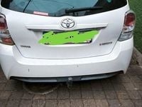 Gebraucht Toyota Verso 124 PS (91 kW) 2013 Weiß Van / Kleinbus