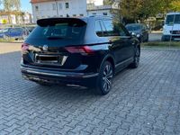 gebraucht VW Tiguan R-line Pano-Dach digitales Cockpit 20Zoll LED