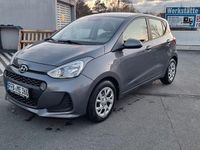 Gebraucht Hyundai i10 67 PS (49 kW) 2017 Grau Kleinwagen