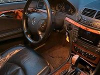 Gebraucht Mercedes E220 150 PS (110 kW) 2005 Schwarz Kombi