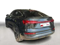 Gebraucht Audi Q8 Sportback e-tron Advanced Plus 250 kW (340 PS) 2024 Mythosschwarz metallic SUV