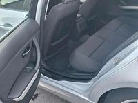 Gebraucht BMW 318 140 PS (102 kW) 2012 Andere farben Kombi