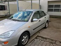 Brugt Ford Focus 100 HK (73 kW) 2001 Sølv Sedan