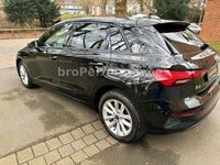 Gebraucht Audi A3 Sport 116 PS (85 kW) 2023 Brillantschwarz Limousine