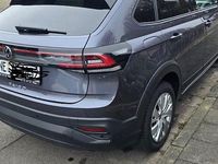 Gebraucht VW Taigo Move 150 PS (110 kW) 2024 Grau SUV