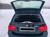 Gebraucht BMW 318 143 PS (105 kW) 2010 Schwarz Kombi