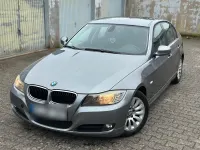 Gebraucht BMW 320 170 PS (125 kW) 2010 Grau Limousine