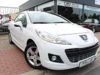 Gebraucht Peugeot 207 CC Active 120 PS (88 kW) 2012 Weiß Cabrio