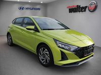 Gebraucht Hyundai i20 Trend 101 PS (74 kW) 2025 Grün Limousine