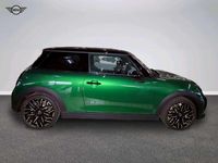 Gebraucht Mini Cooper Favoured 156 PS (114 kW) 2024 Grün Kleinwagen