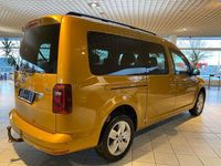Gebraucht VW Caddy Maxi Comfortline 125 PS (91 kW) 2017 Sandstorm yellow metallic Van / Kleinbus