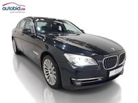 Gebraucht BMW 740 Sport Line 313 PS (230 kW) 2015 Schwarz Limousine