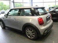 Gebraucht Mini Cooper Essential 136 PS (100 kW) 2023 Silber Kleinwagen
