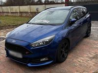 Gebraucht Ford Focus ST 250 PS (183 kW) 2017 Blau Kombi